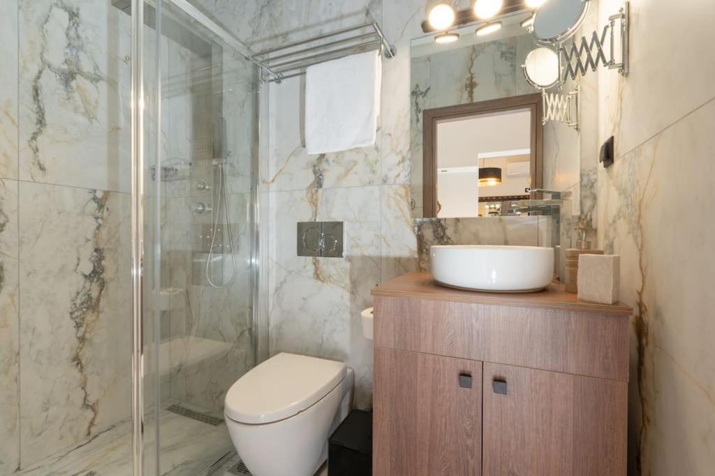 Dema Luxury Suites - Perikleous E6 أثينا المظهر الخارجي الصورة