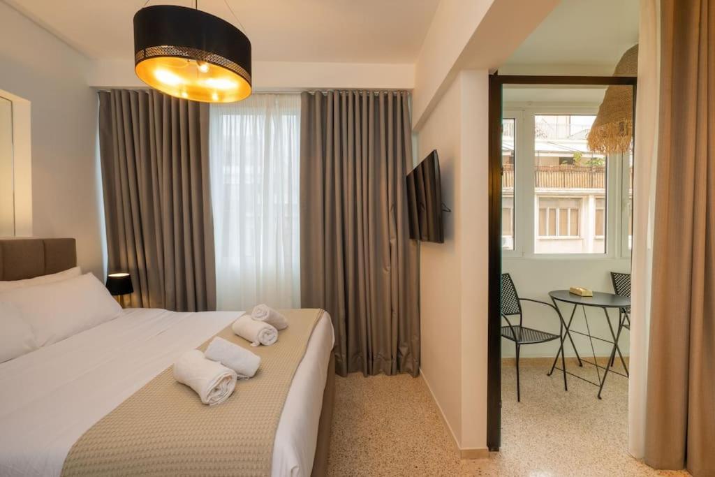 Dema Luxury Suites - Perikleous E6 أثينا المظهر الخارجي الصورة